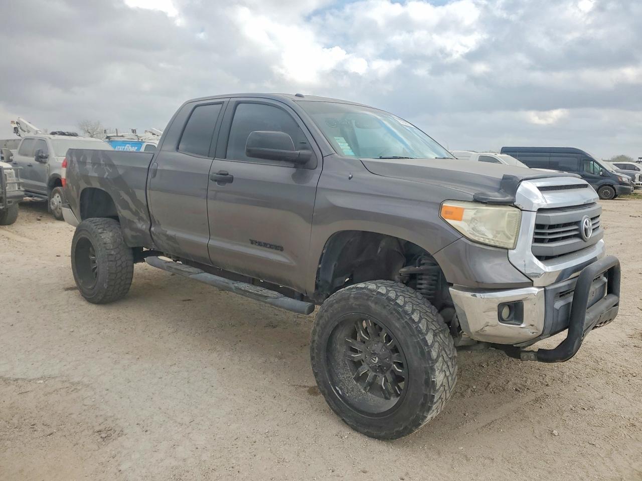 2014 Toyota Tundra Sr5 4.6L V8 - Image 4