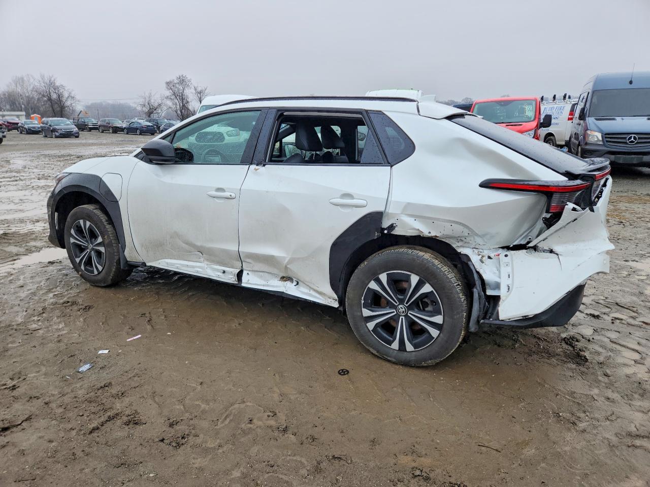 2024 Toyota Bz4X Xle - Image 2