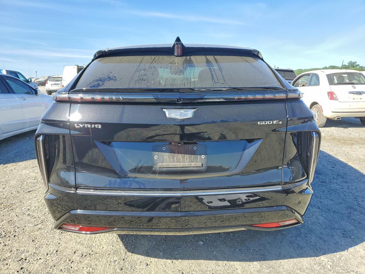 2024 Cadillac Lyriq Luxury - Image 6