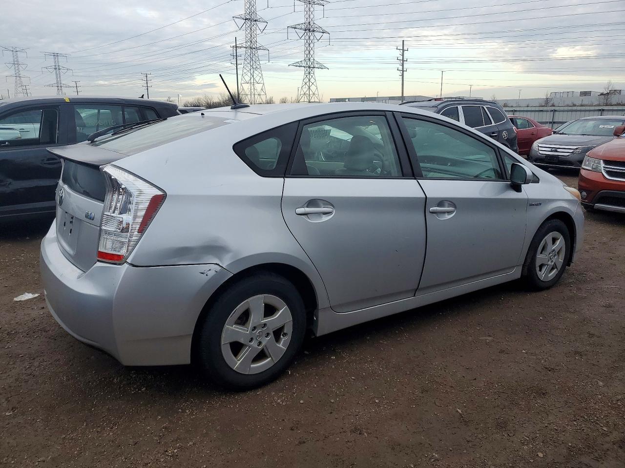 2010 Toyota Prius Iv - Image 3