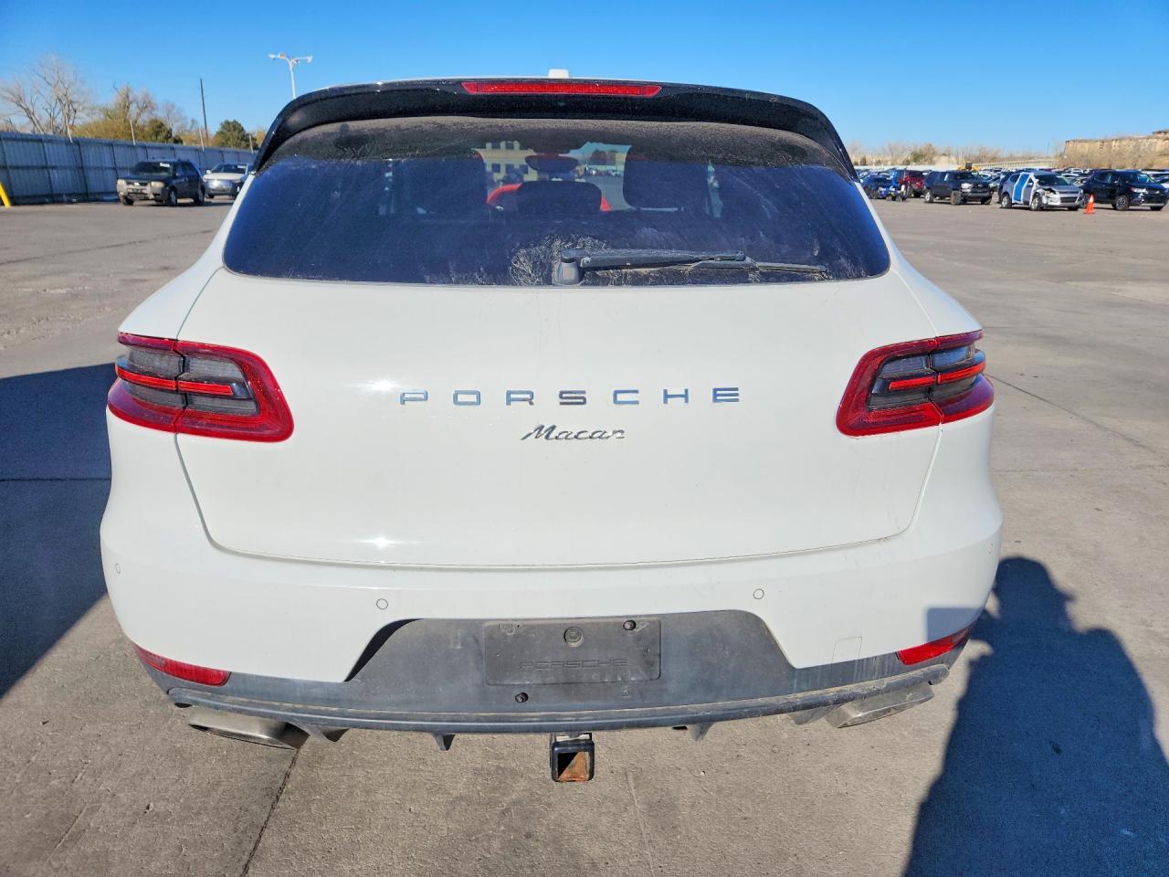 2017 Porsche Macan - Image 6