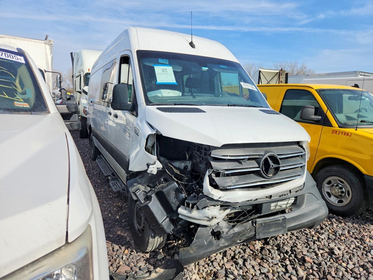 2024 Mercedes Benz Sprinter 2500 Delivery Van - Фото 4