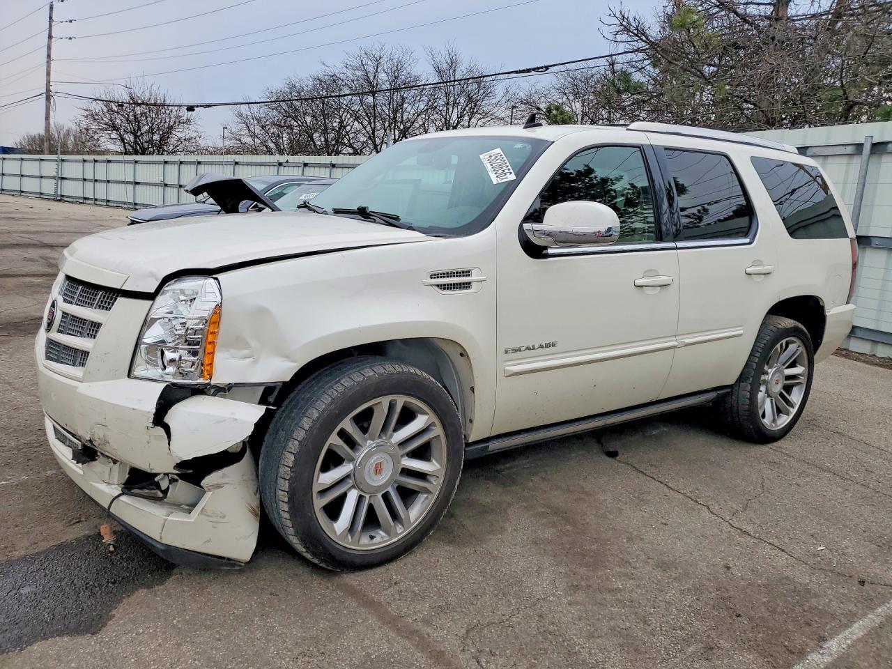 2014 Cadillac Escalade Premium