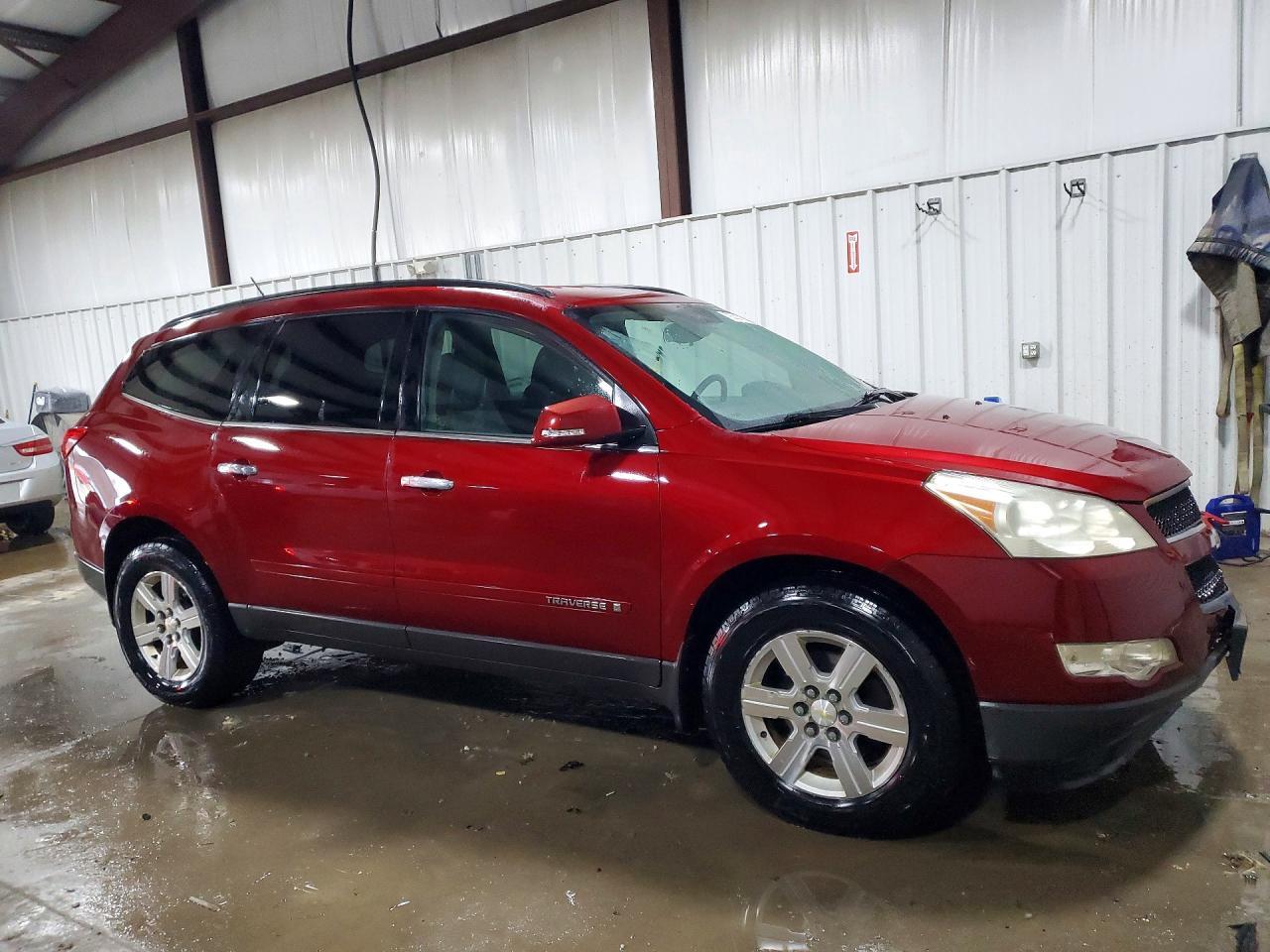 2010 Chevrolet Traverse Lt - Фото 4
