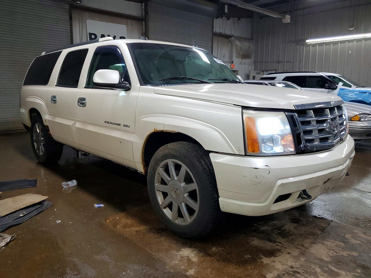 2005 Cadillac Escalade Esv - Image 4