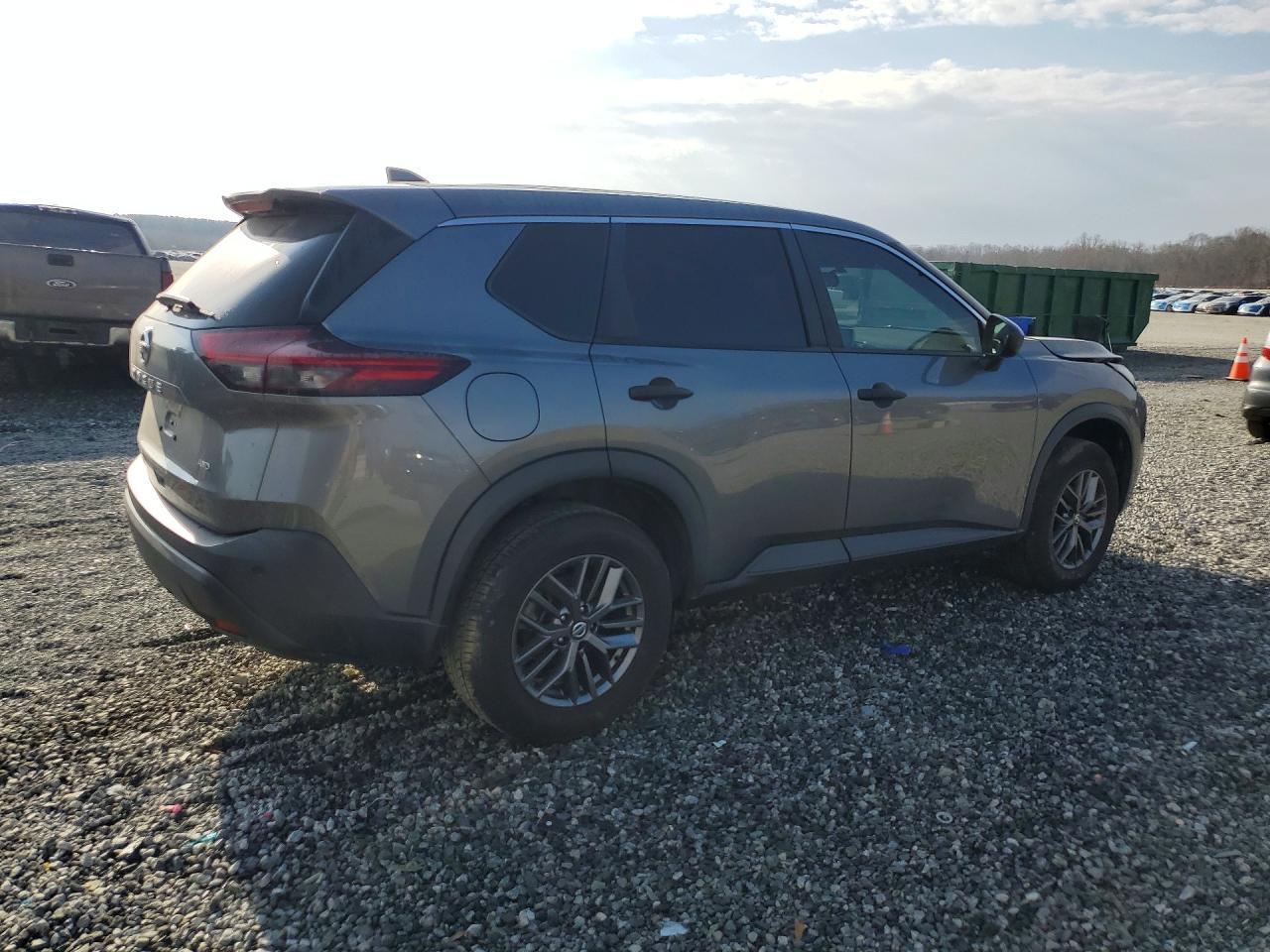 2021 Nissan Rogue S - Image 3