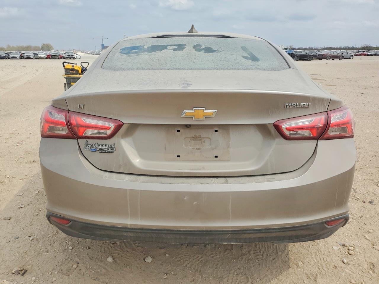 2022 Chevrolet Malibu Lt - Фото 6