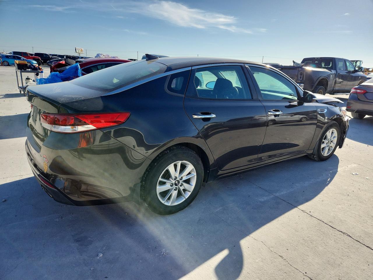 2018 Kia Optima Lx - Image 3