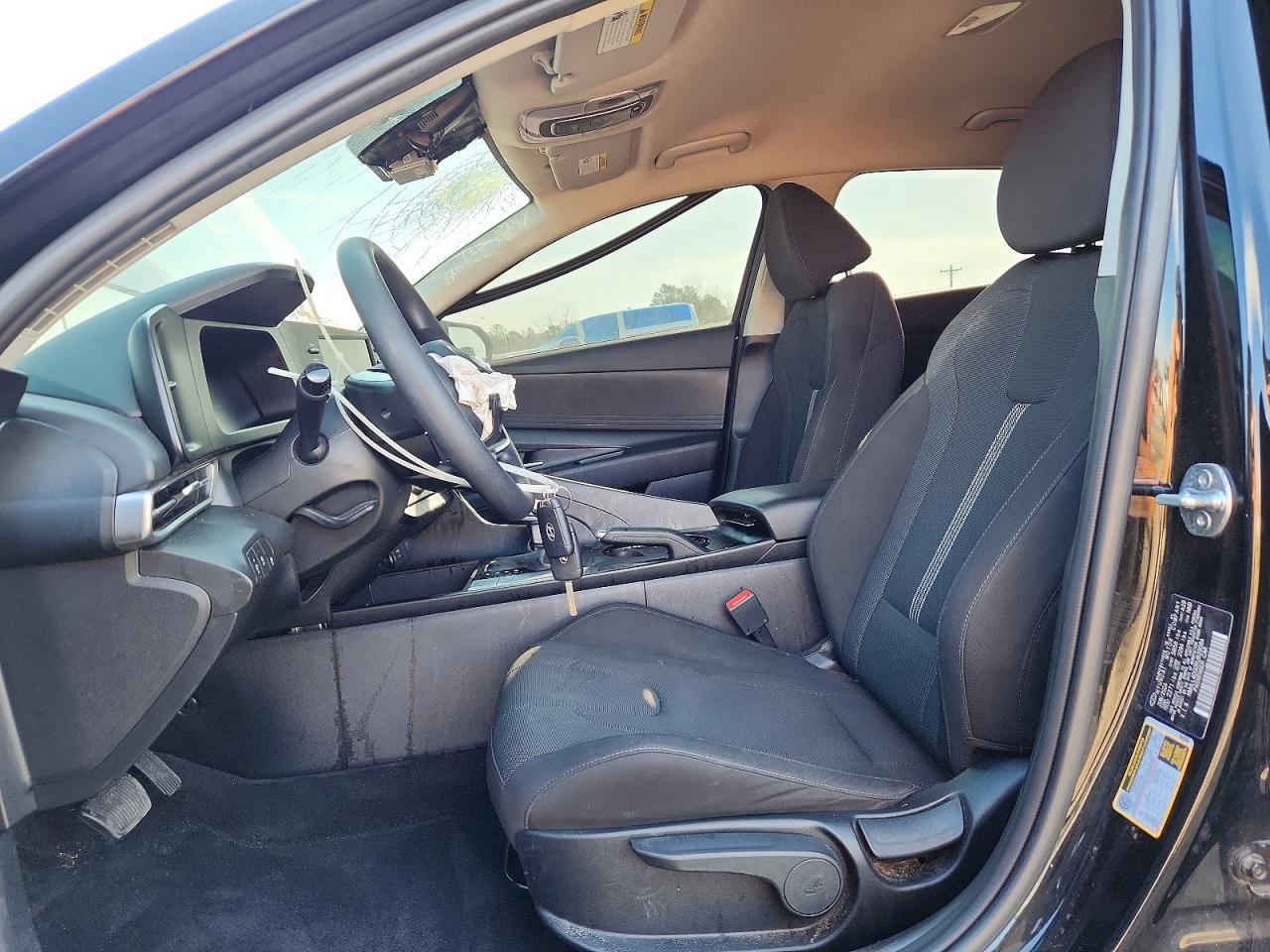 2024 Hyundai Elantra Se - Фото 7