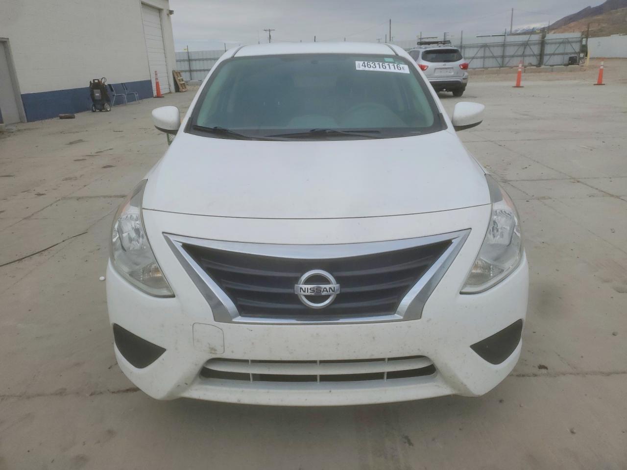 2016 Nissan Versa 1.6 Sv - Image 5