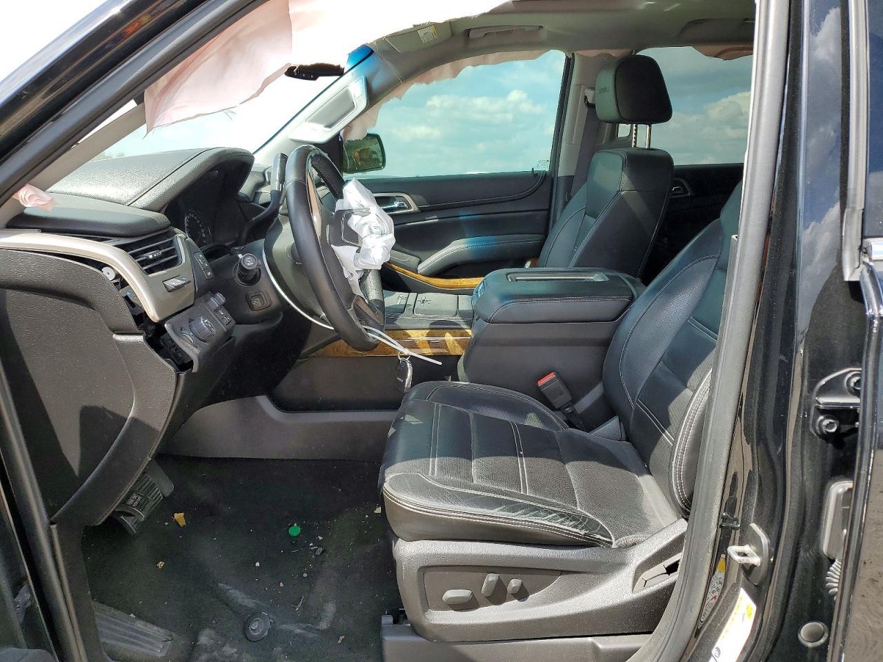 2017 GMC Yukon Denali - Image 7