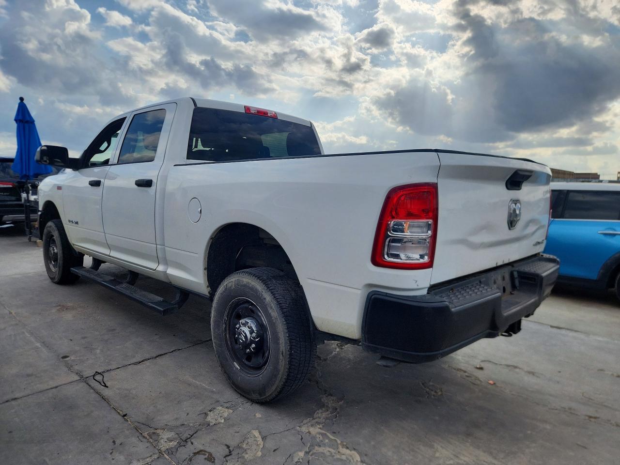 2022 Ram 2500 Tradesman 4Wd 6.4L V8 - Image 2