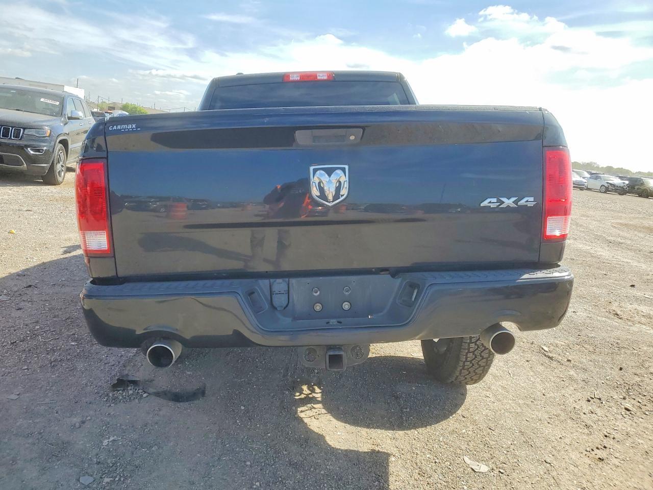 2017 Ram 1500 St - Image 6