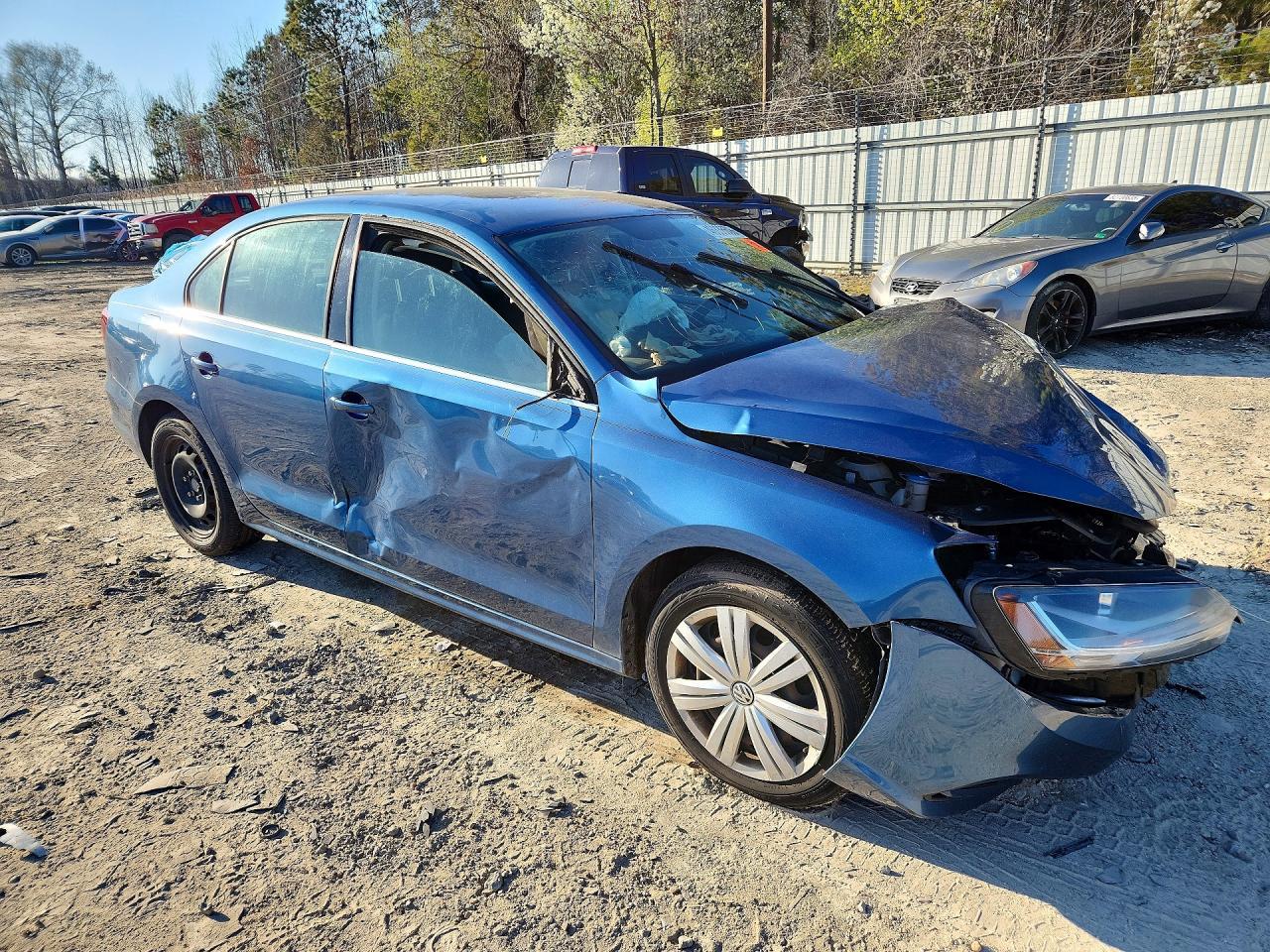 2017 Volkswagen Jetta S - Фото 4