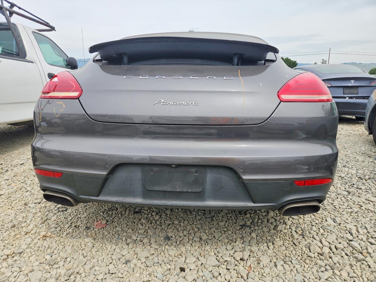 2015 Porsche Panamera 2 - Фото 6