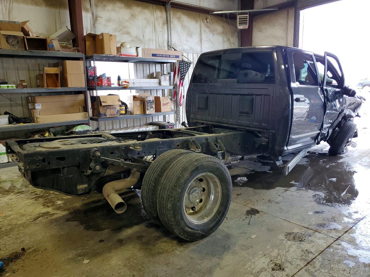 2023 Ram 3500 - Фото 3