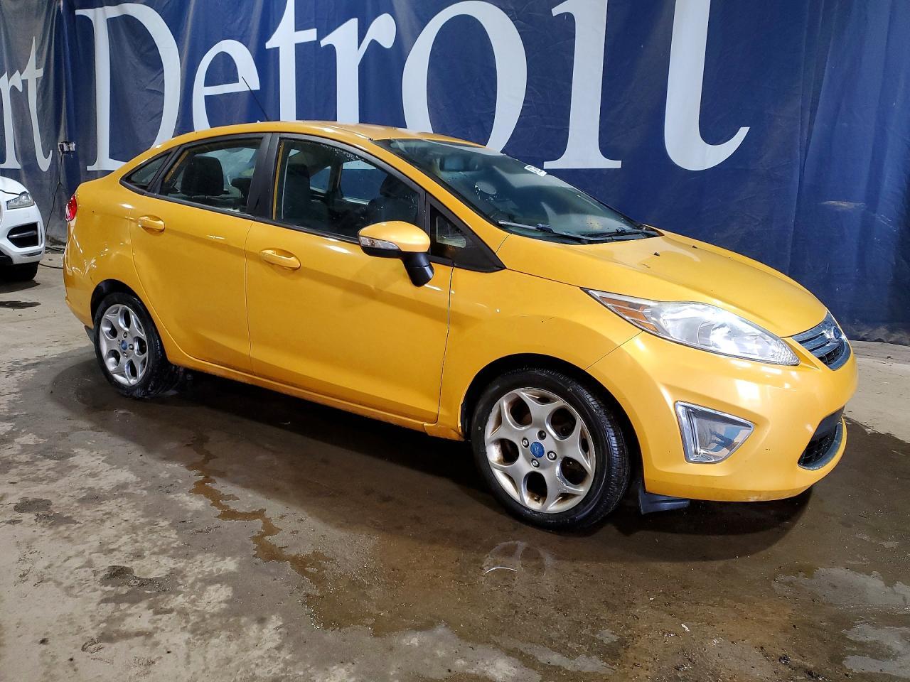 2012 Ford Fiesta Sel - Image 4