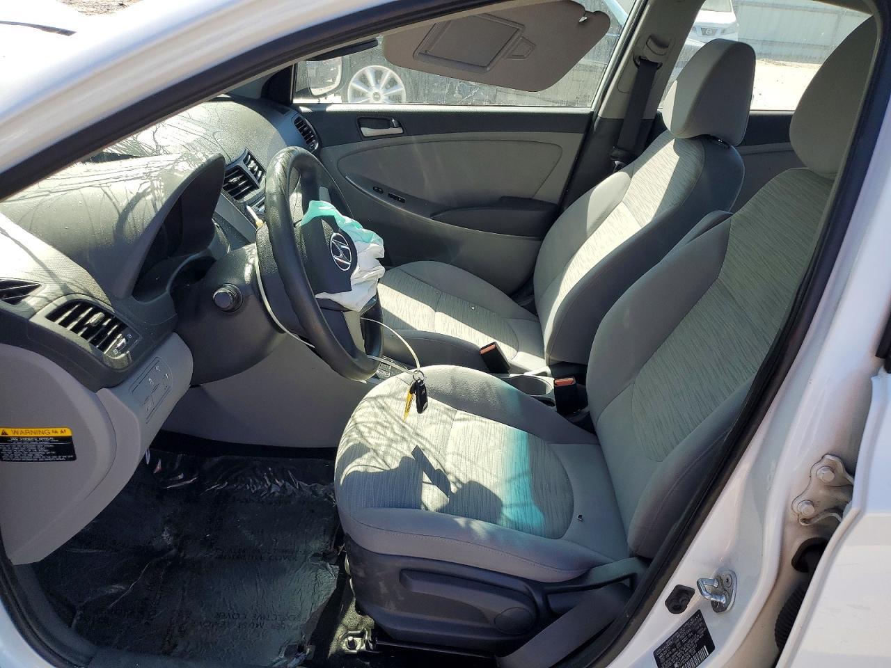 2017 Hyundai Accent Se - Фото 7