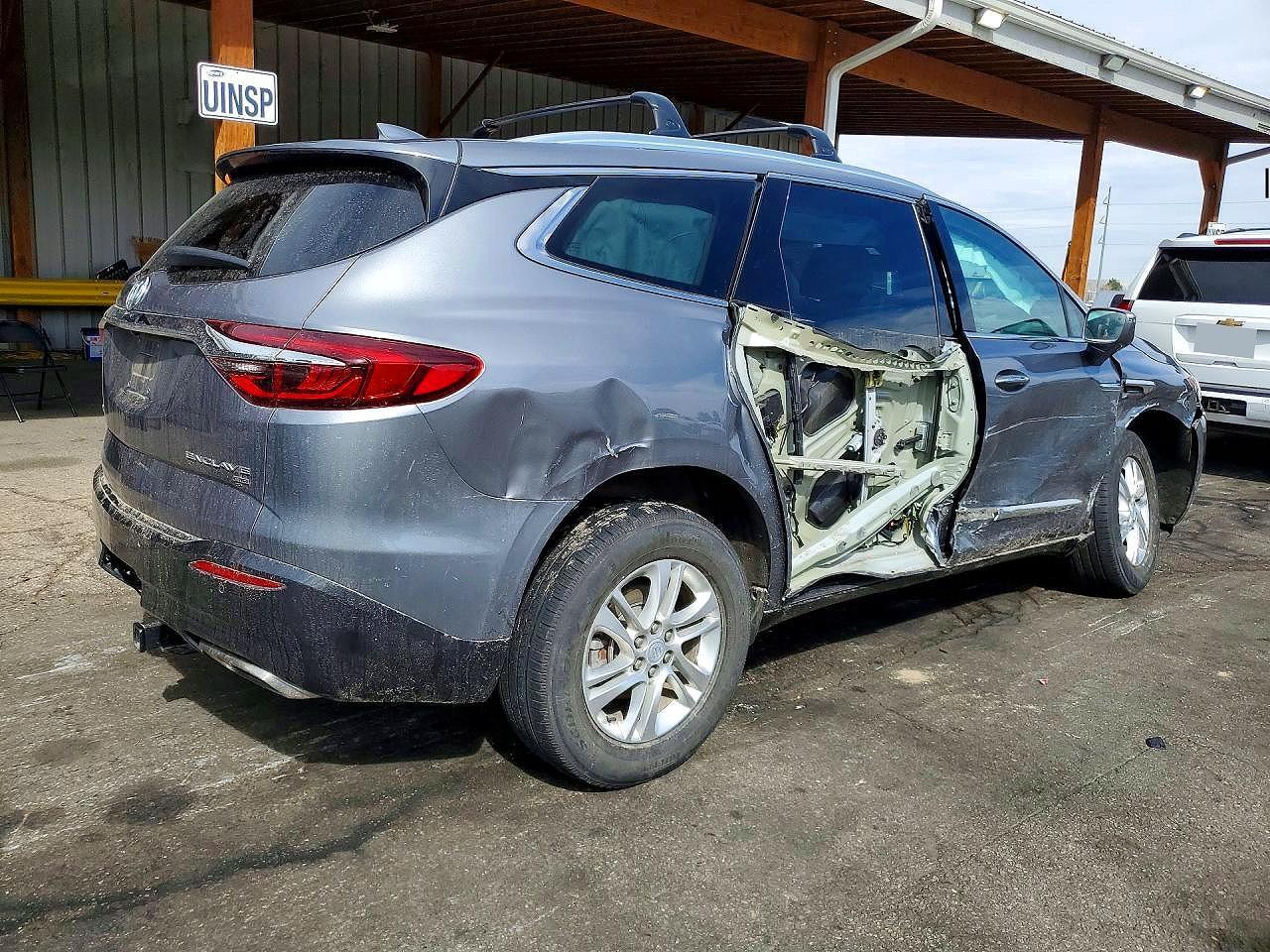 2018 Buick Enclave Essence - Фото 3