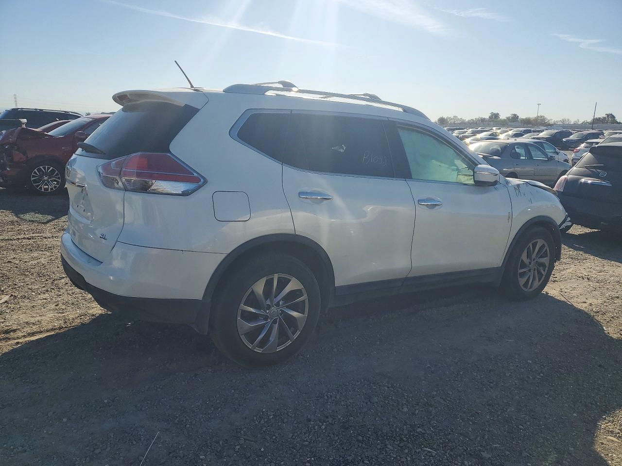 2015 Nissan Rogue Sl - Фото 3