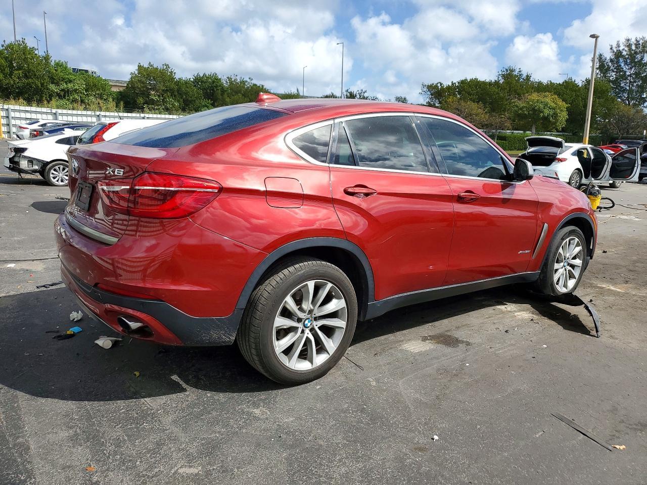 2017 BMW X6 xDrive35I - Фото 3