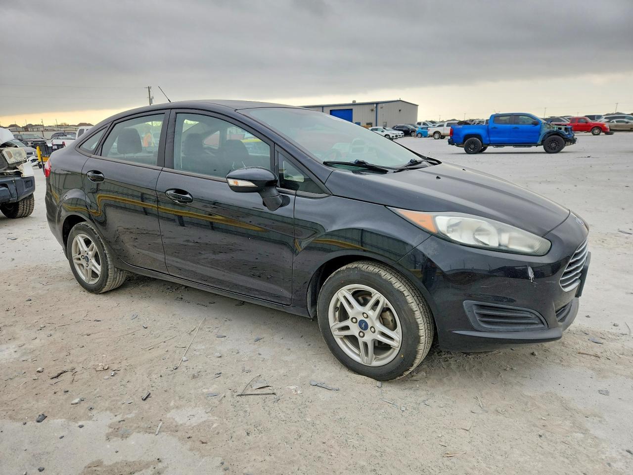 2019 Ford Fiesta Se - Фото 4