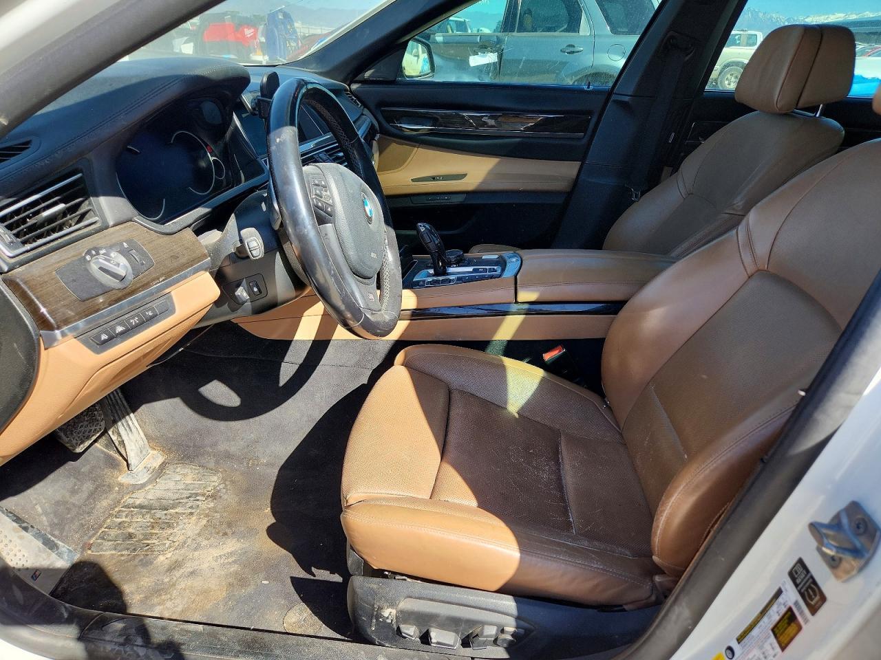 2014 BMW 750 Xi - Фото 7