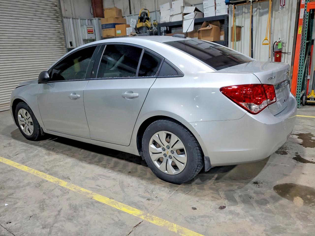 2016 Chevrolet Cruze Limited Ls - Фото 2