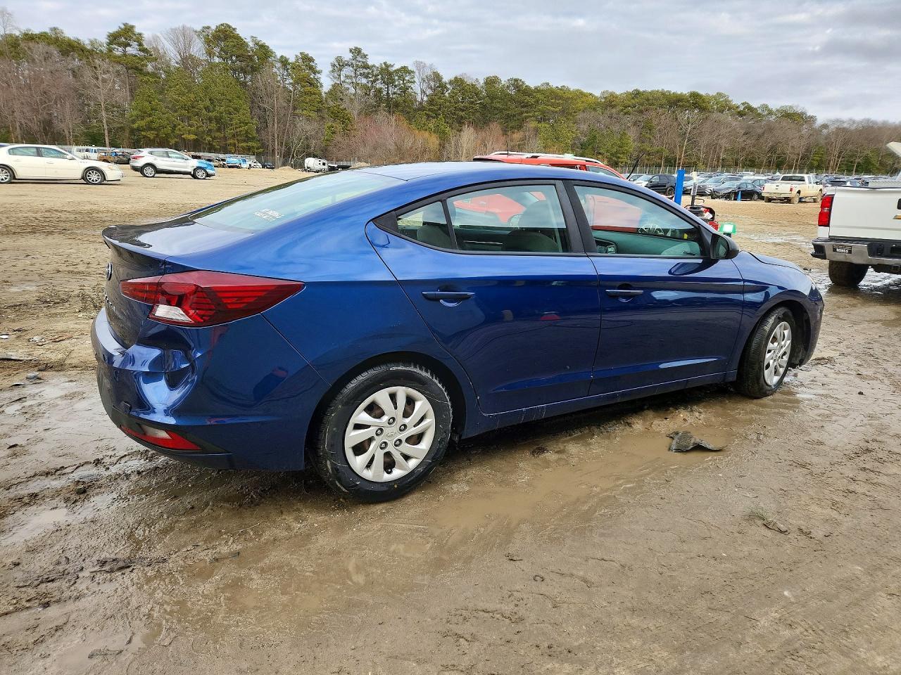 2019 Hyundai Elantra Se - Фото 3