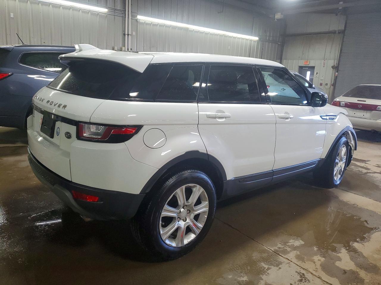 2019 Land Rover Range Rover Evoque Se - Фото 3