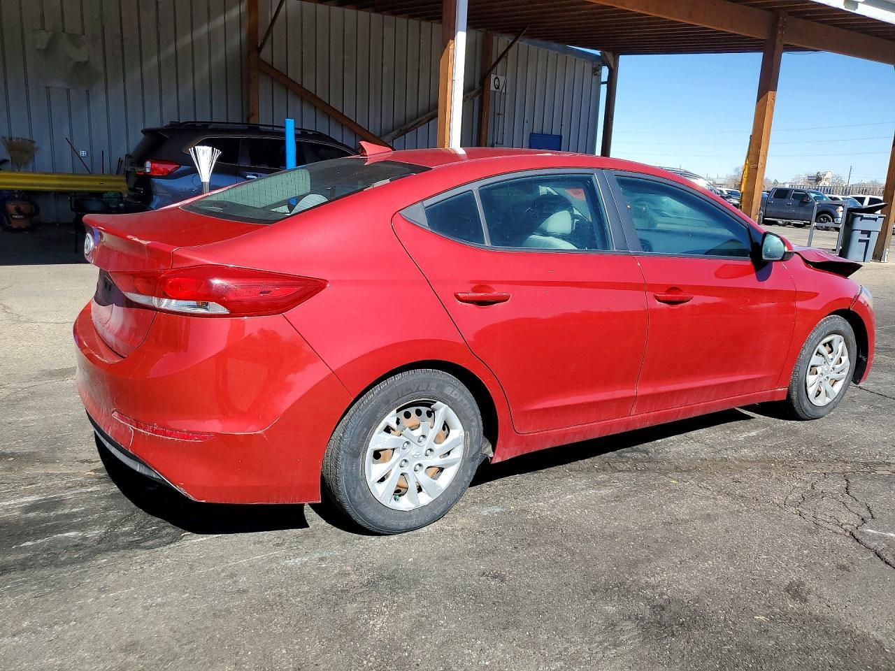 2017 Hyundai Elantra Se - Image 3