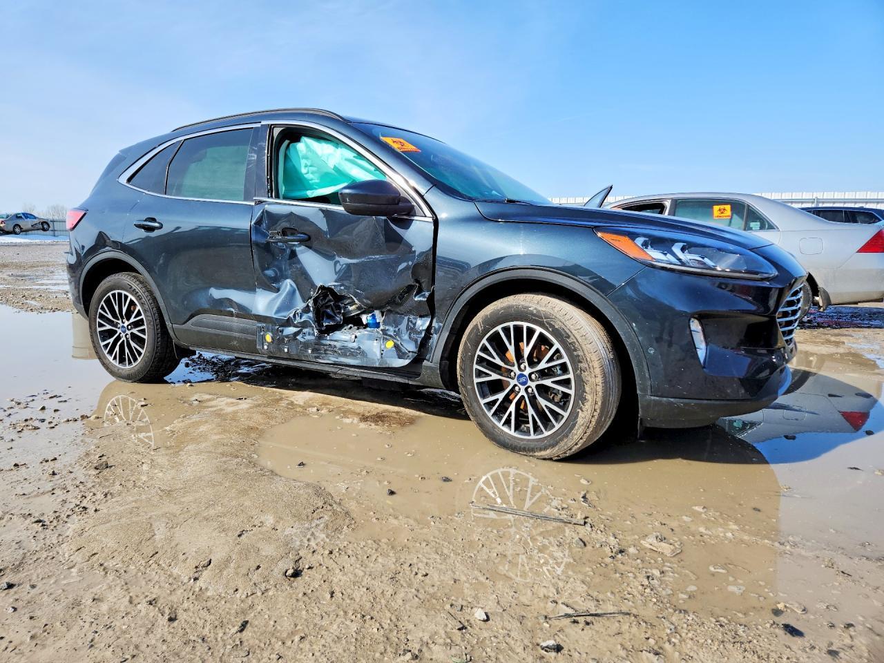 2022 Ford Escape Titanium - Фото 4