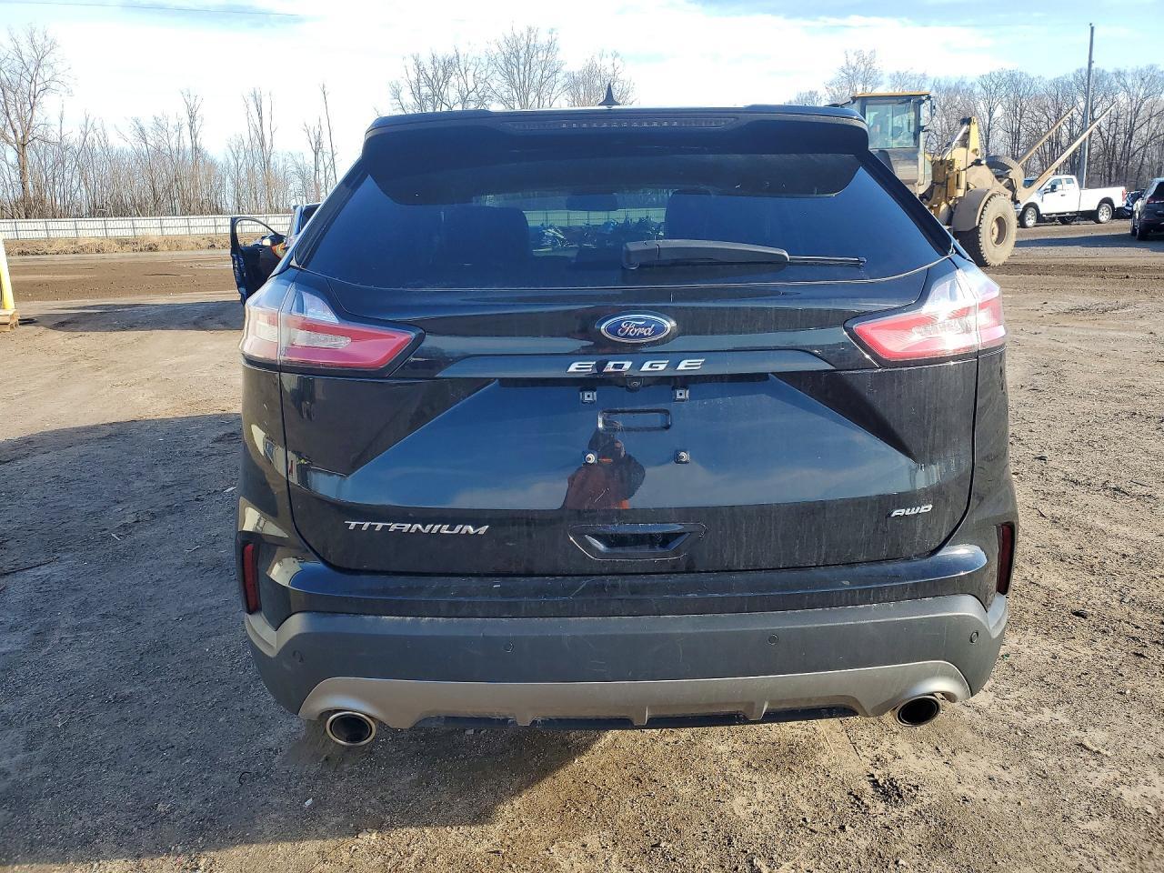 2023 Ford Edge Titanium - Фото 6