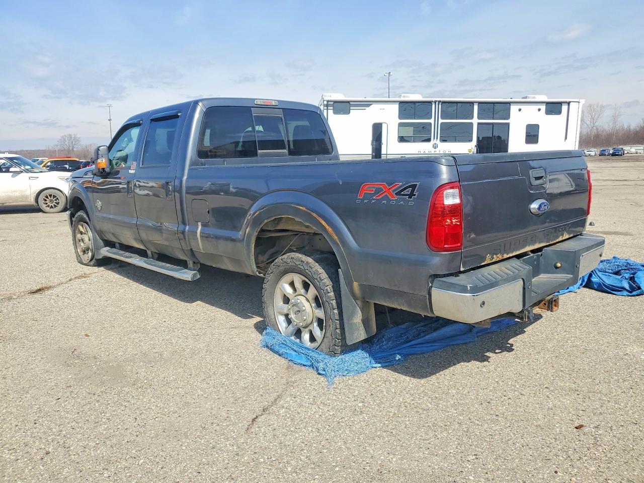 2015 Ford F350 Lariat Srw 4Wd 6.7L V8 Tdsl Crew - Image 2