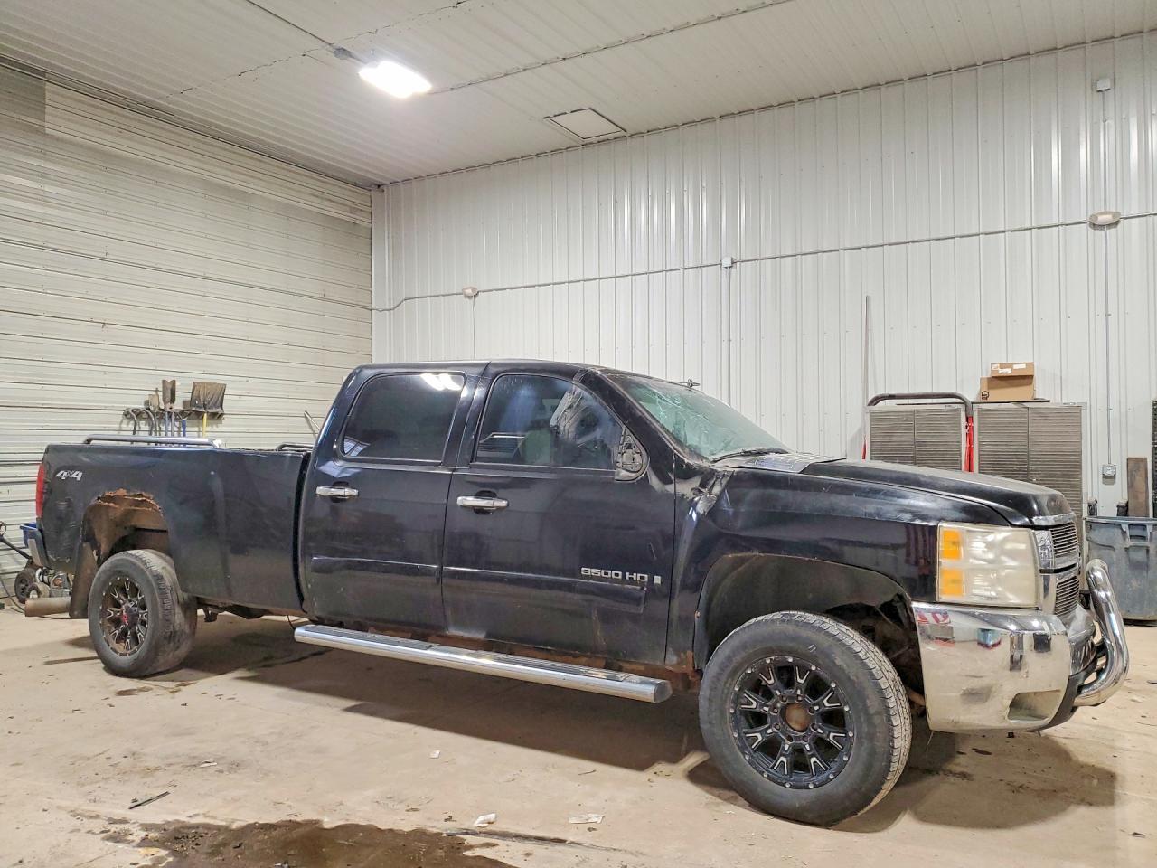 2008 Chevrolet Silverado K3500 - Image 4