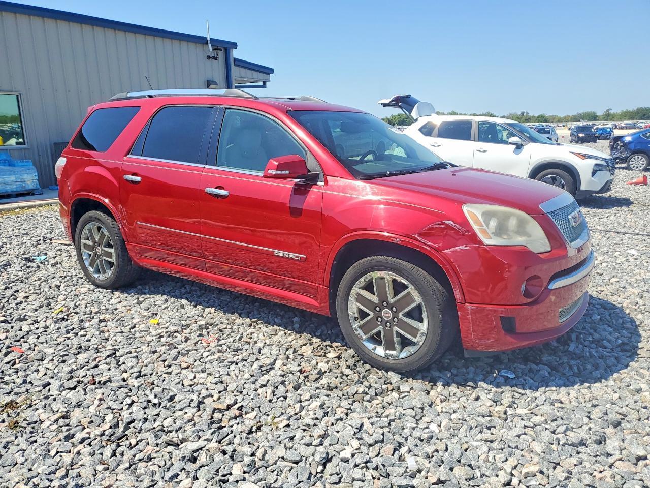 2012 GMC Acadia Denali - Image 4