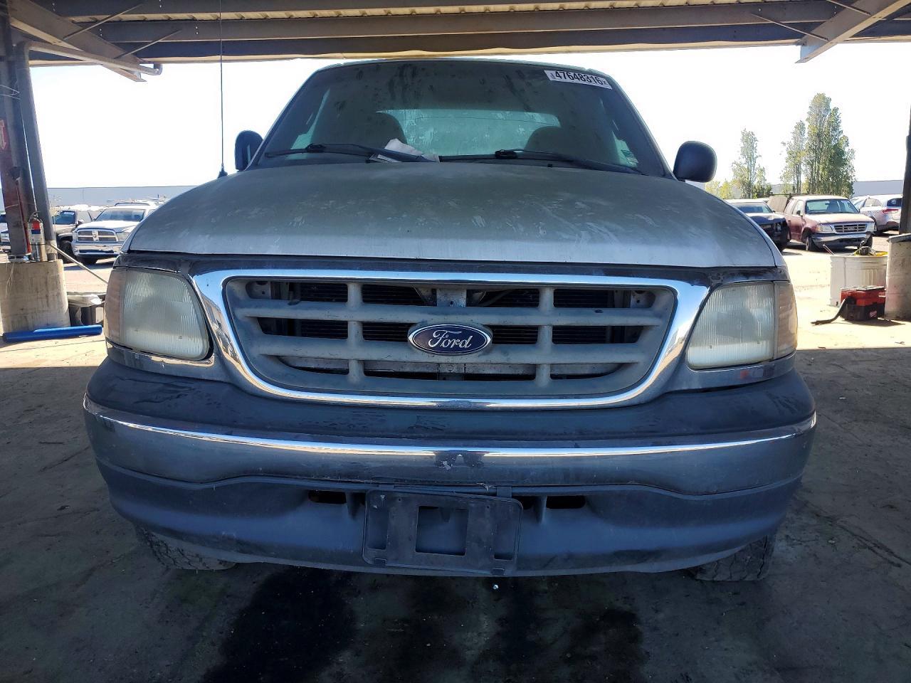 2002 Ford F150 - Фото 5