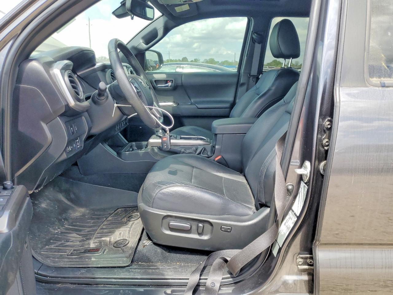 2023 Toyota Tacoma Limited - Фото 7