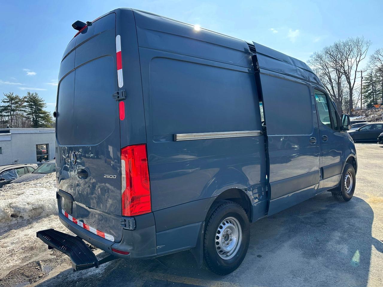 2019 Mercedes Benz Sprinter - Фото 3