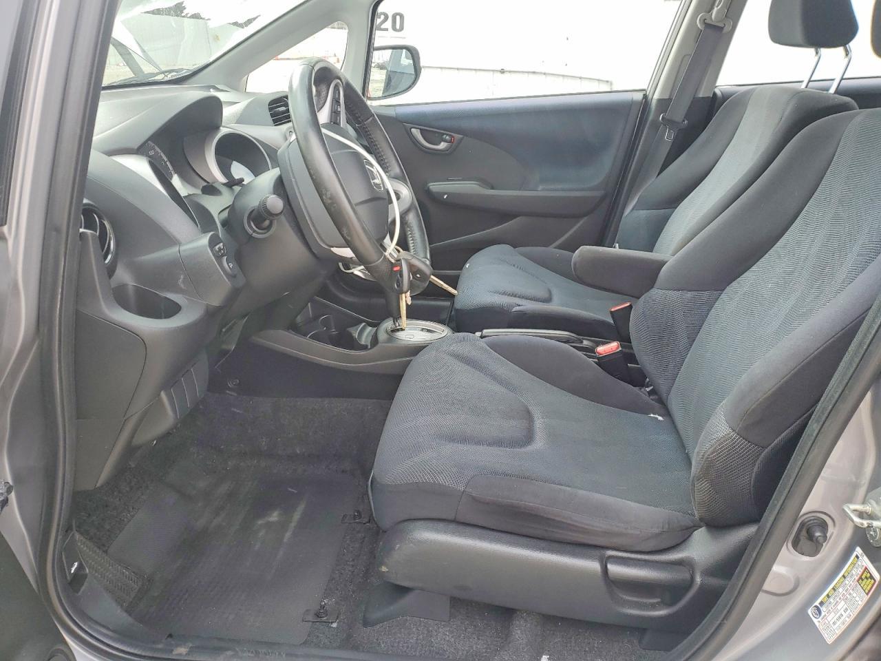 2010 Honda Fit - Фото 7
