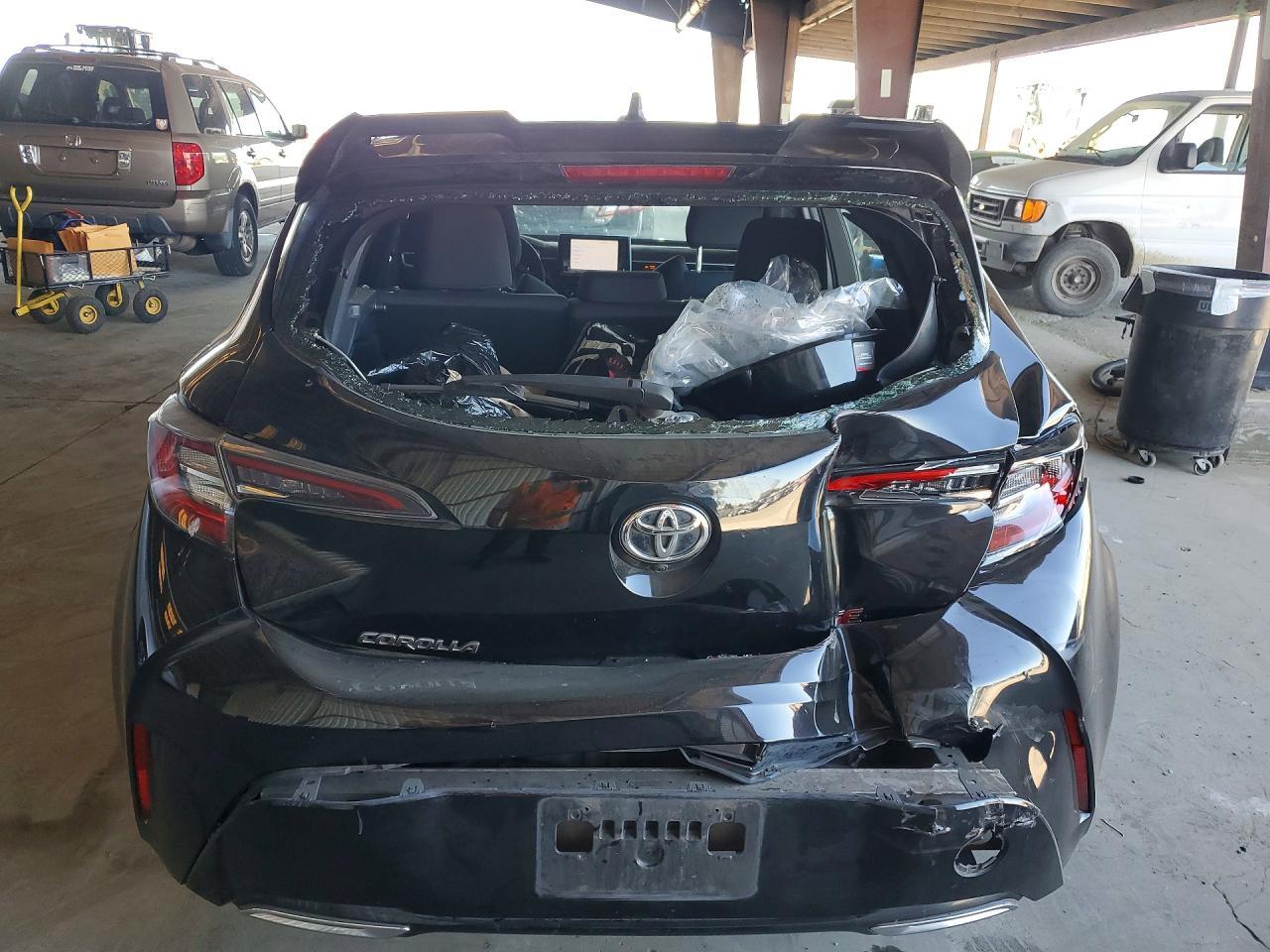 2019 Toyota Corolla Hatchback Se - Фото 6