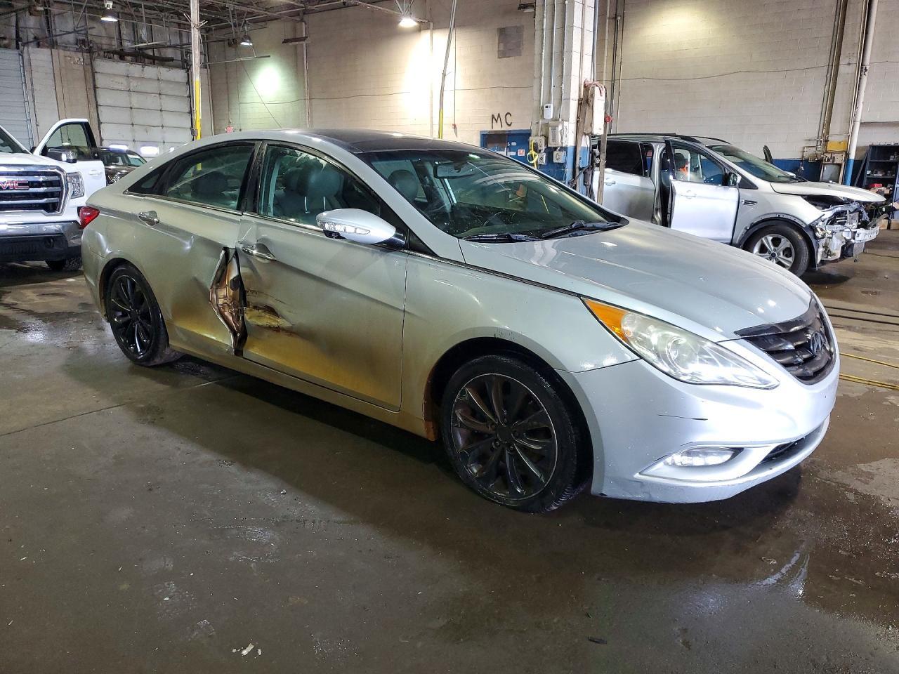 2012 Hyundai Sonata Limited 2.0T - Image 4