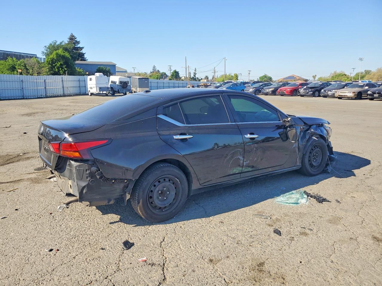 2019 Nissan Altima 2.5 S - Image 3