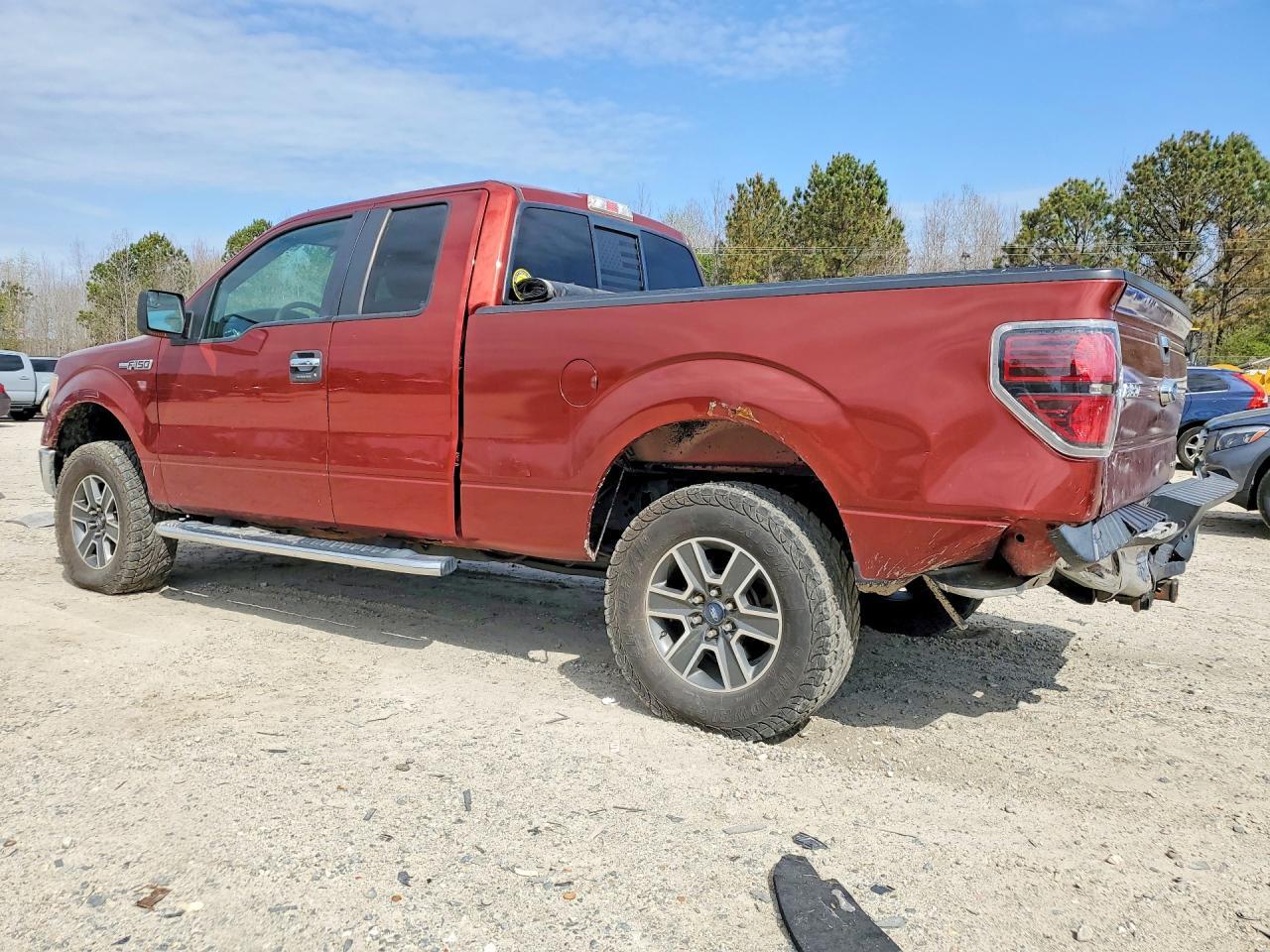 2014 Ford F150 Super Cab - Фото 2