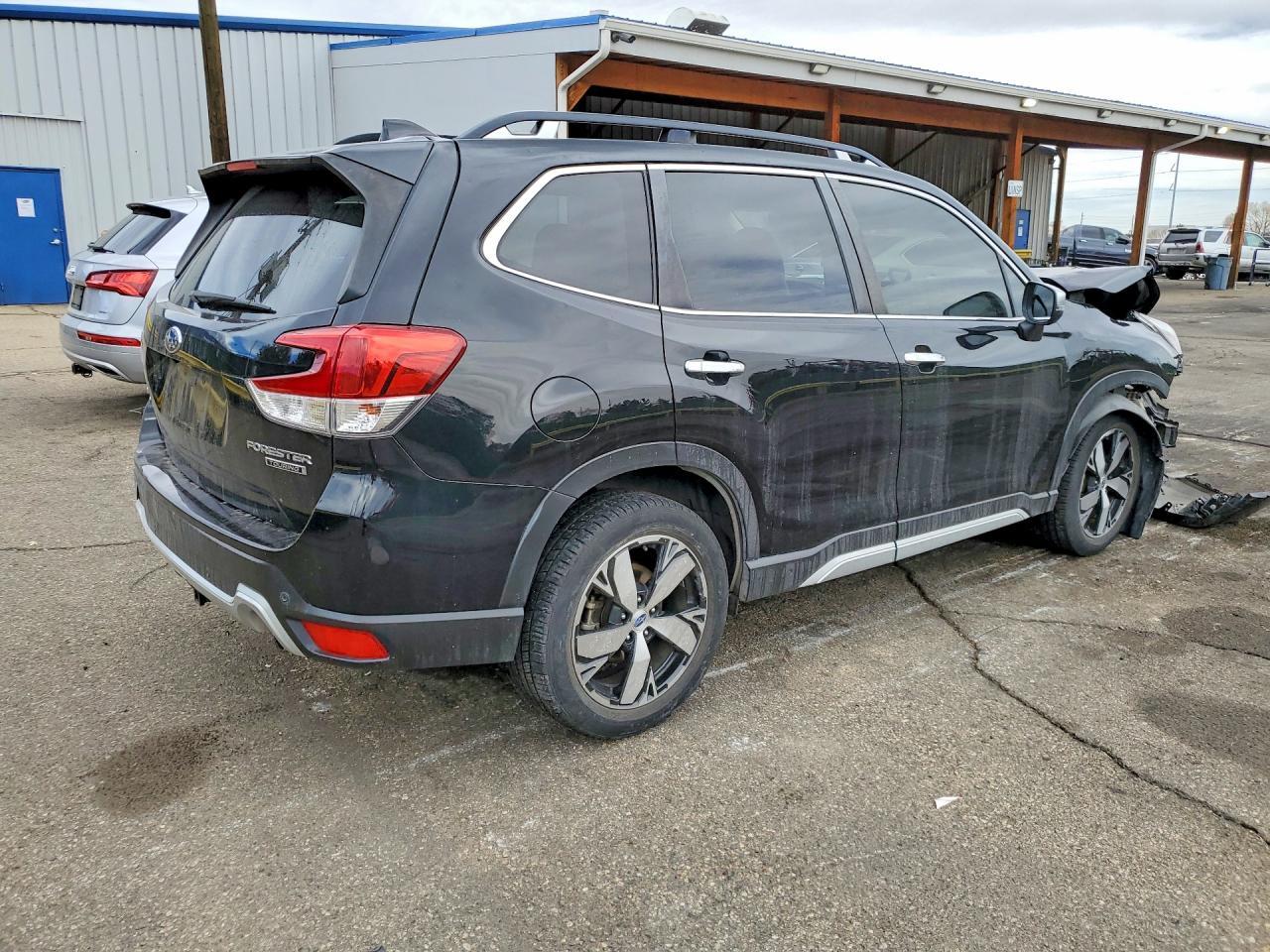 2019 Subaru Forester Touring - Фото 3