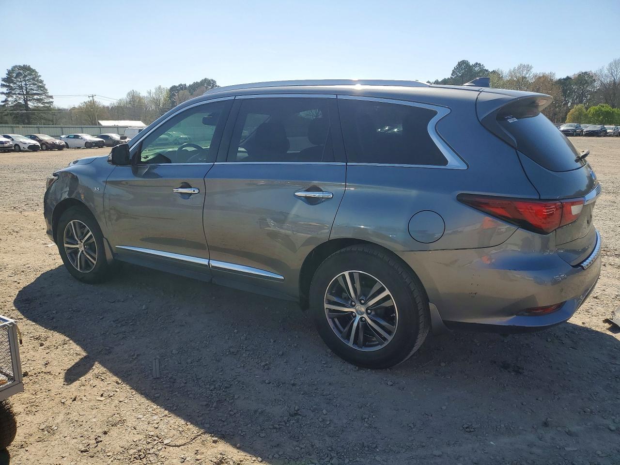 2018 Infiniti Qx60 Base - Фото 2