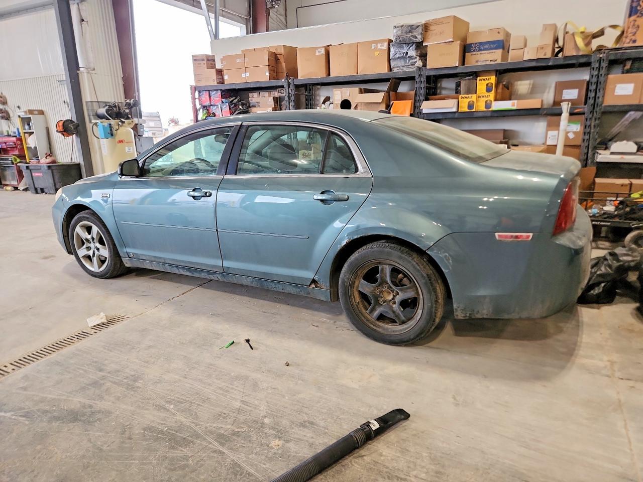 2009 Chevrolet Malibu Ls - Фото 2