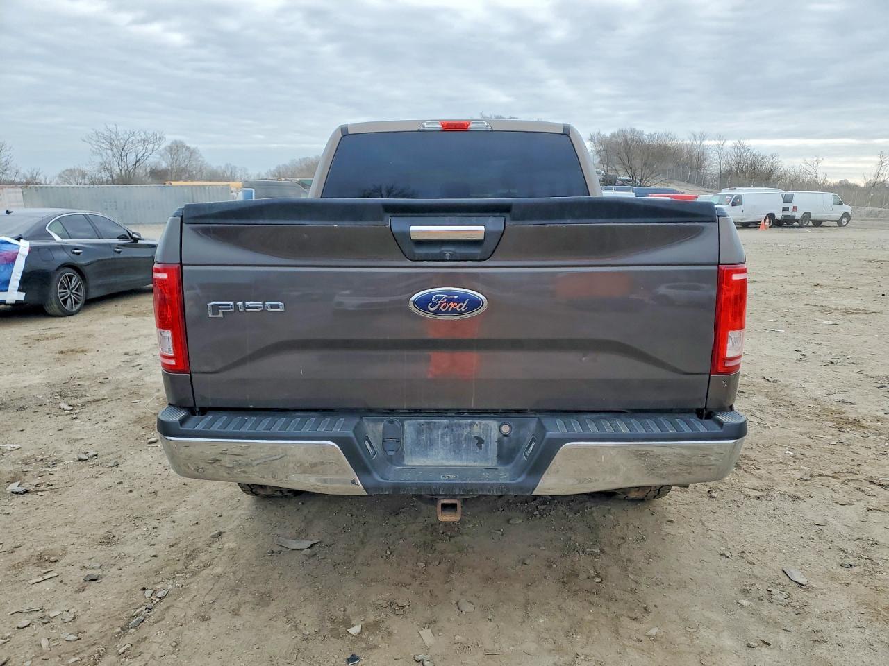 2015 Ford F150 Super Cab - Image 6