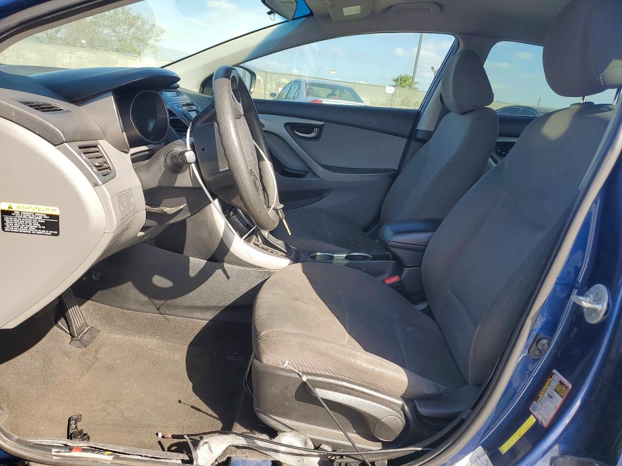 2016 Hyundai Elantra Se - Фото 7