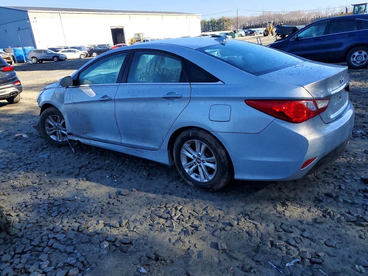 2014 Hyundai Sonata Gls - Фото 2